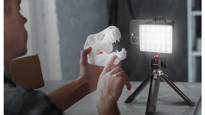 NEEWER Portable LED Light for Photography