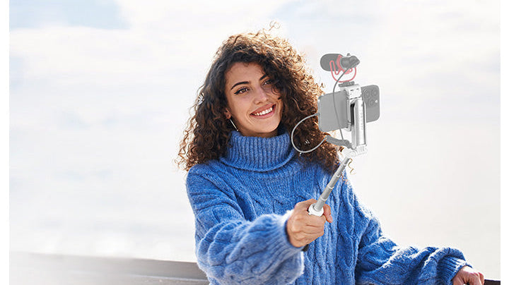 Best Selfie Sticks for Travel