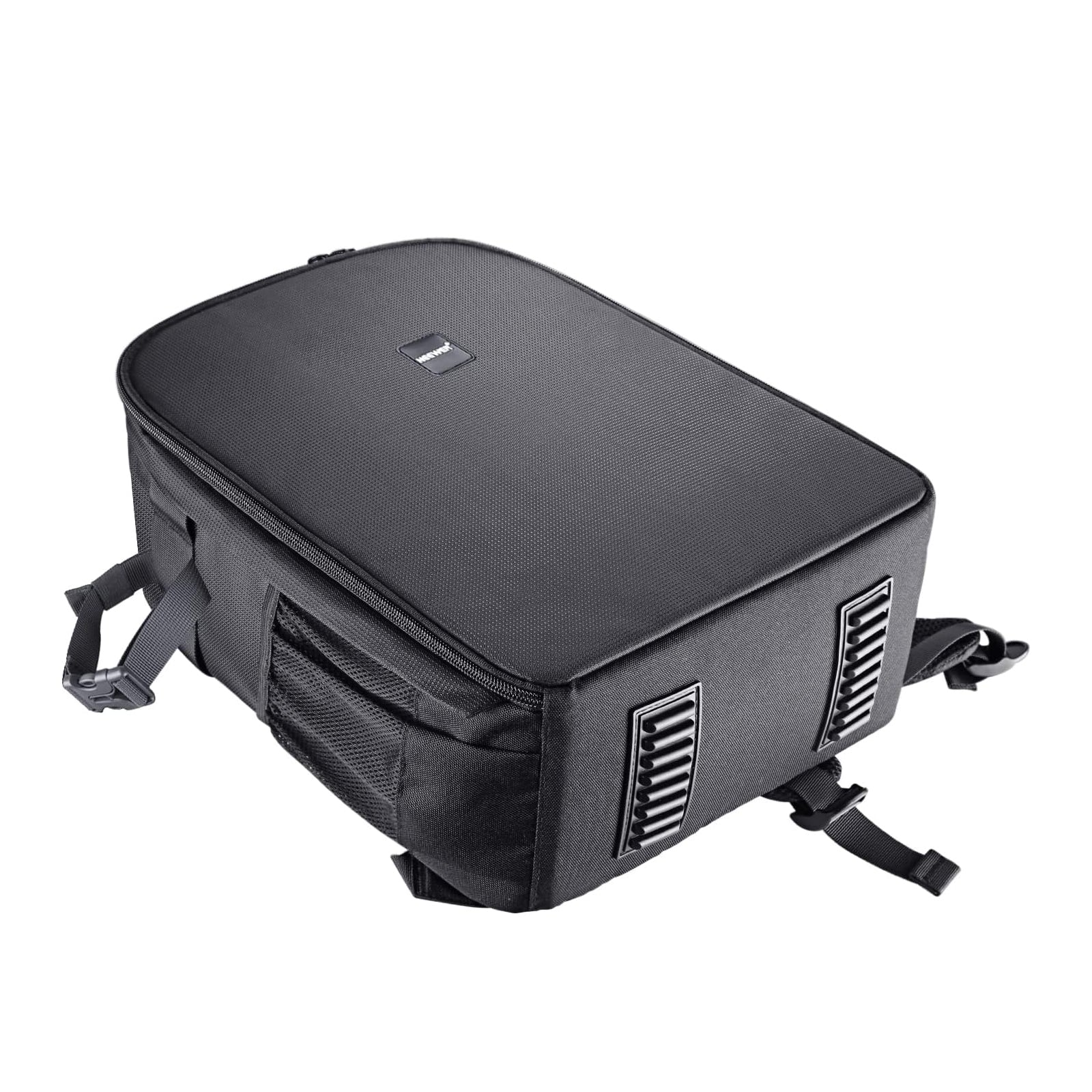 NEEWER SLR Camera Backpack is lightweight.