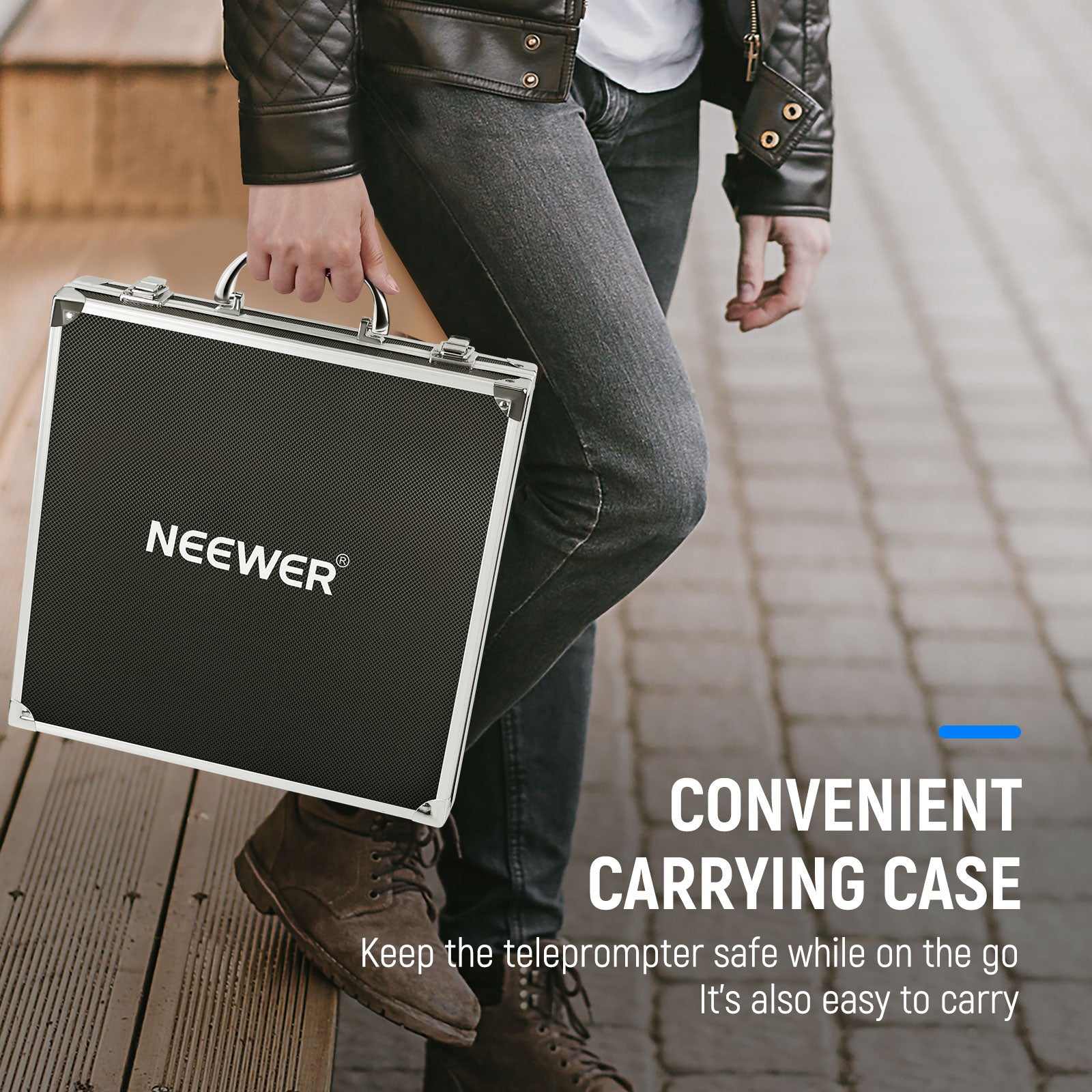 NEEWER X12 Remote Teleprompter Kit includes a convenient carrying case.