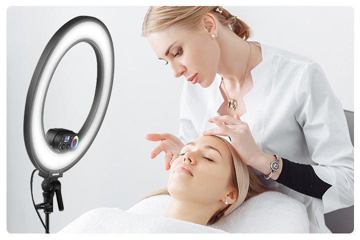 Esthetician Lights: Everything Estheticians Should Know