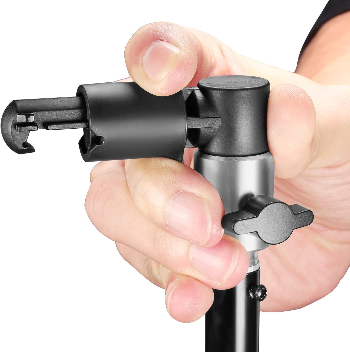 the surface of the clips is smooth, no need to worry about scratches.